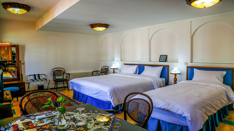 Keryas Hotel triple room with nice amenities